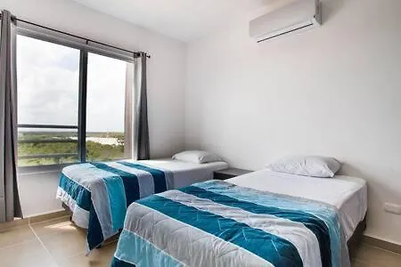 Departamento De Lujo 3 Recamaras En Exclente Ubicacion Daire Cancun