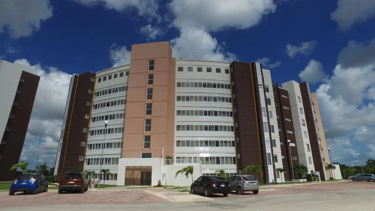 Departamento De Lujo 3 Recamaras En Exclente Ubicacion Daire Cancun Meksika